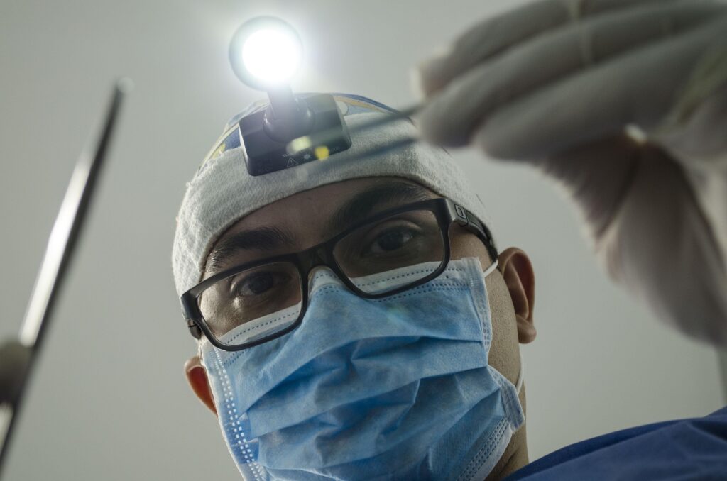 abces dentar, cauze si simptome, rasmindent.ro